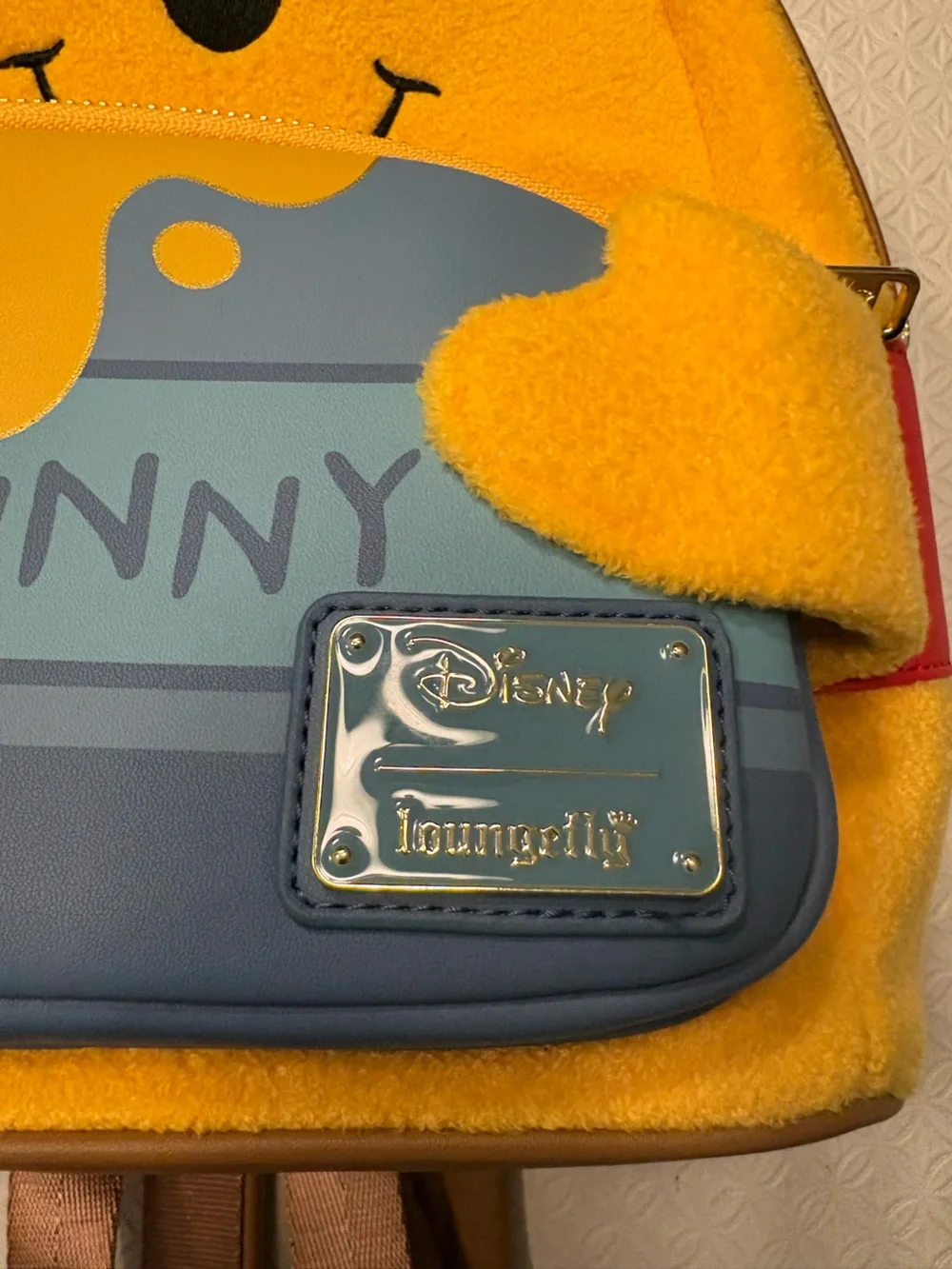 NWOT Loungefly Disney Winnie The Pooh Felt Honey Tummy Mini Backpack